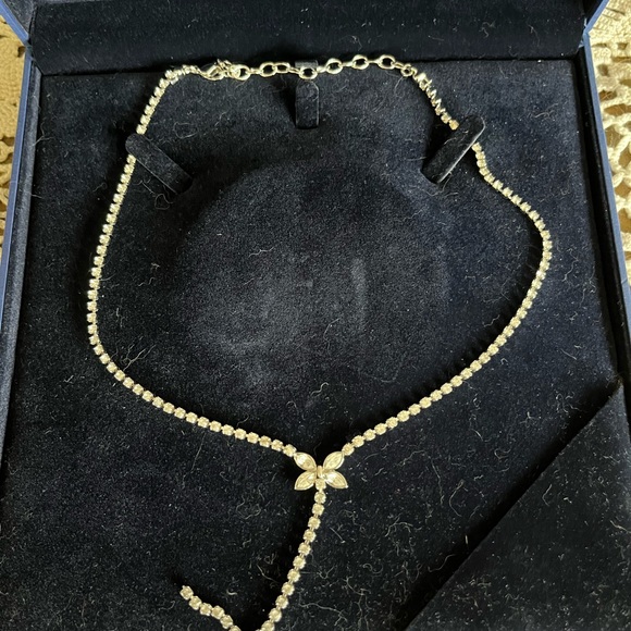 Swarovski butterfly necklace - Picture 5 of 6